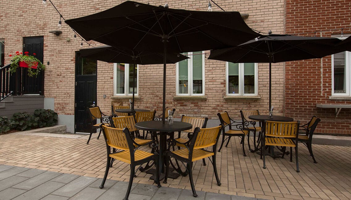 Hôtel Boucherville - maintenant le Café centre d'art