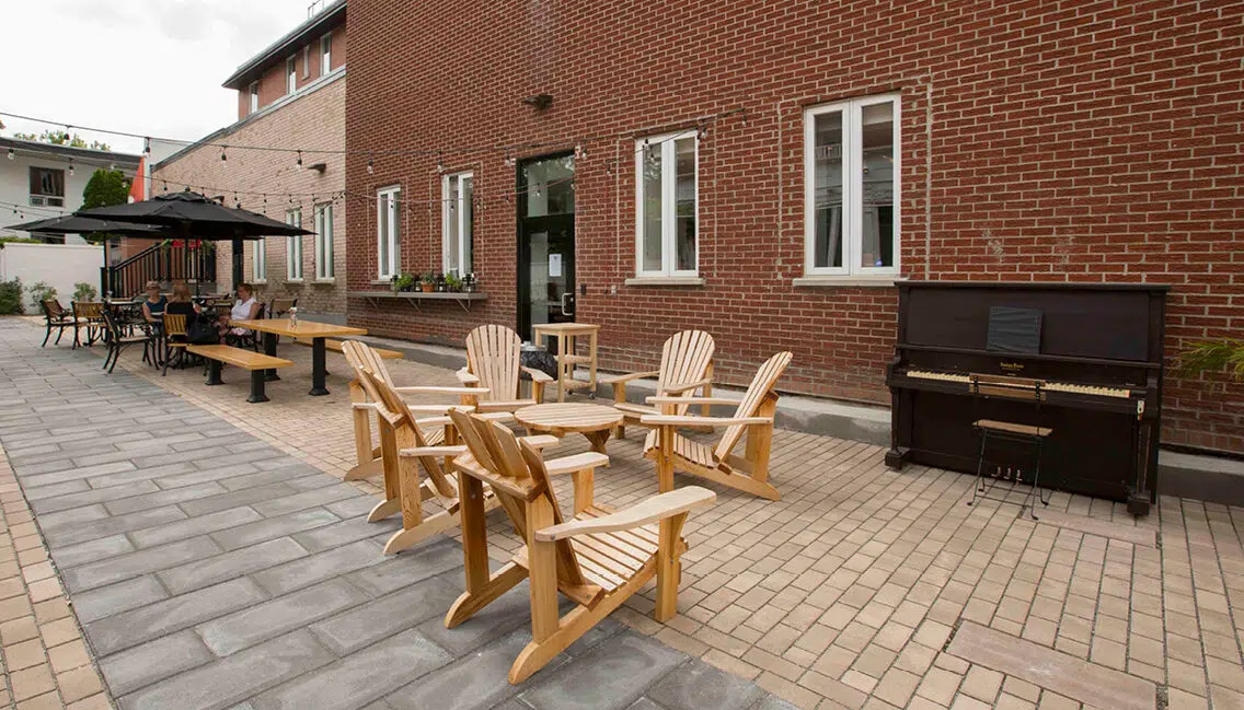 Hôtel Boucherville - maintenant le Café centre d'art