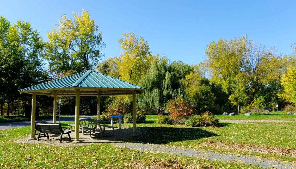 Halte cycliste au parc de la Frayère.
