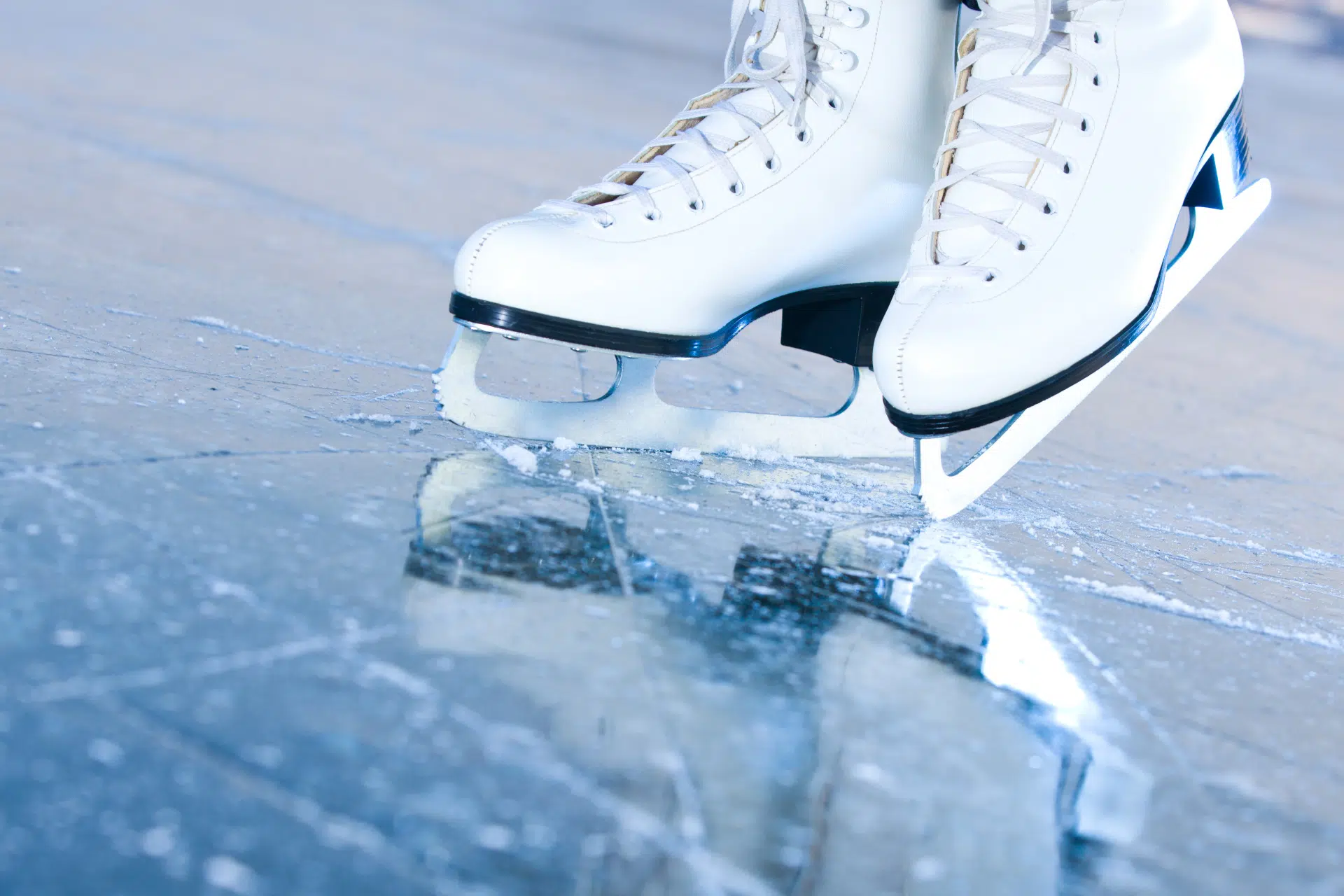Patins de patinage artistique sur la glace